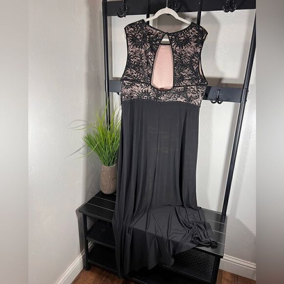 Nightway lace sequins open back evening gown black tan size 20W - Picture 3 of 16